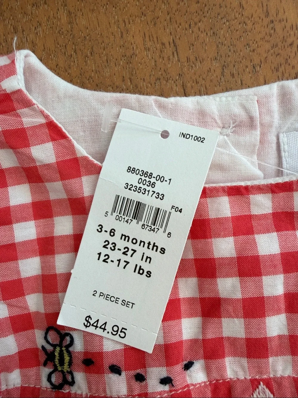 GAP adorable red